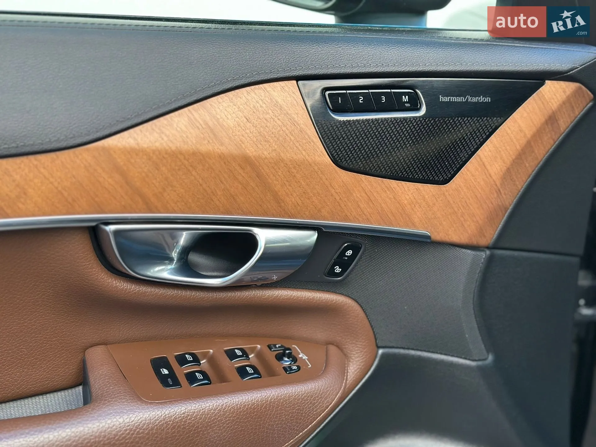 2021 Volvo XC90 - мініатюра 28
