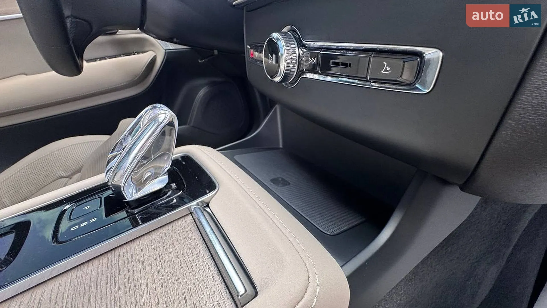 2025 Volvo XC90 - мініатюра 34