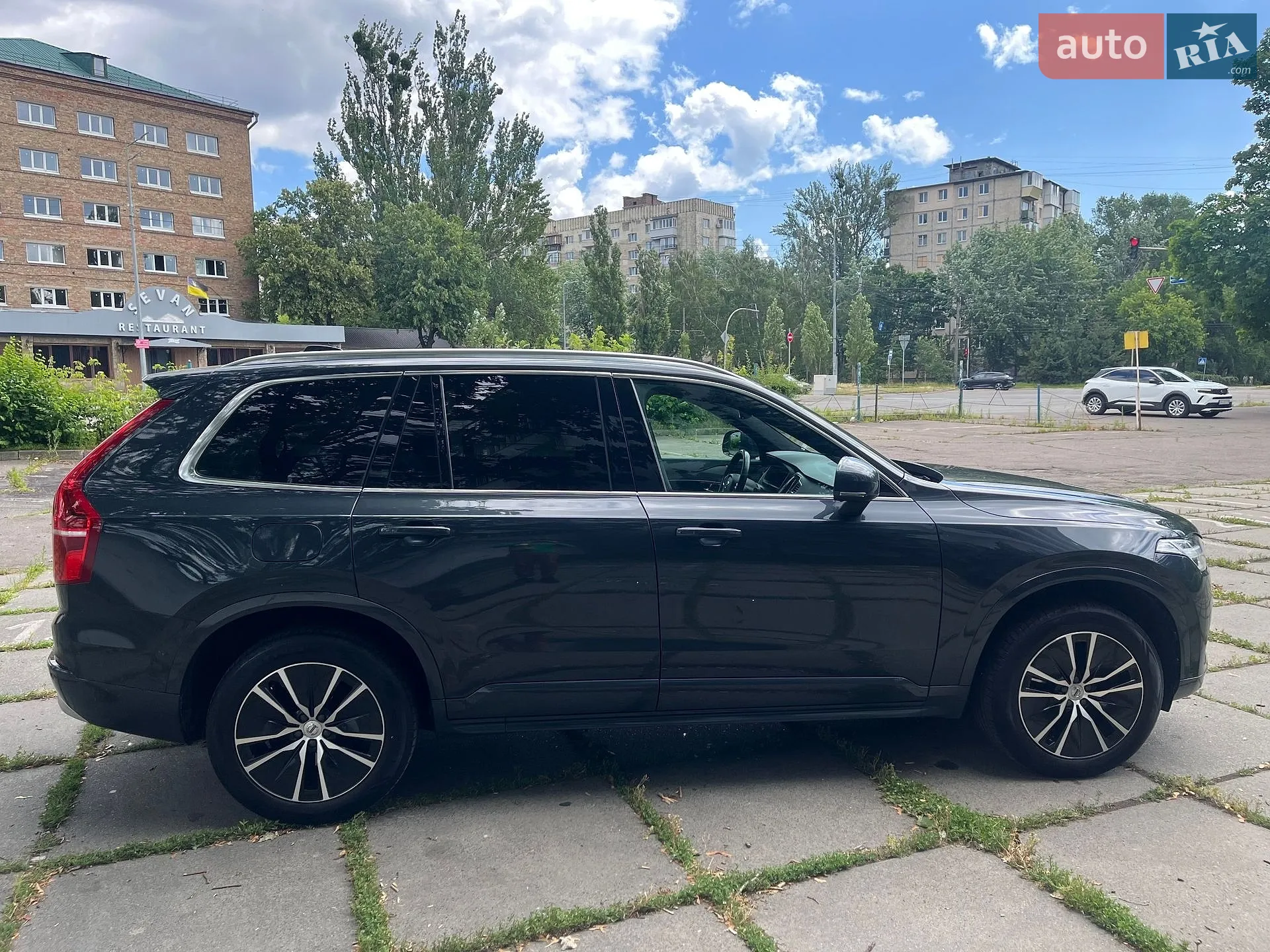 2021 Volvo XC90 - мініатюра 7