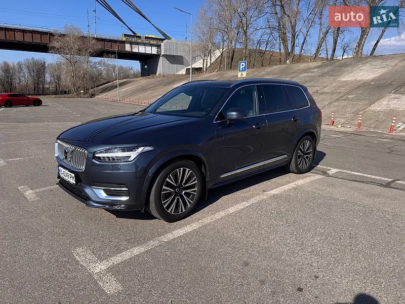 Volvo XC90 2021
