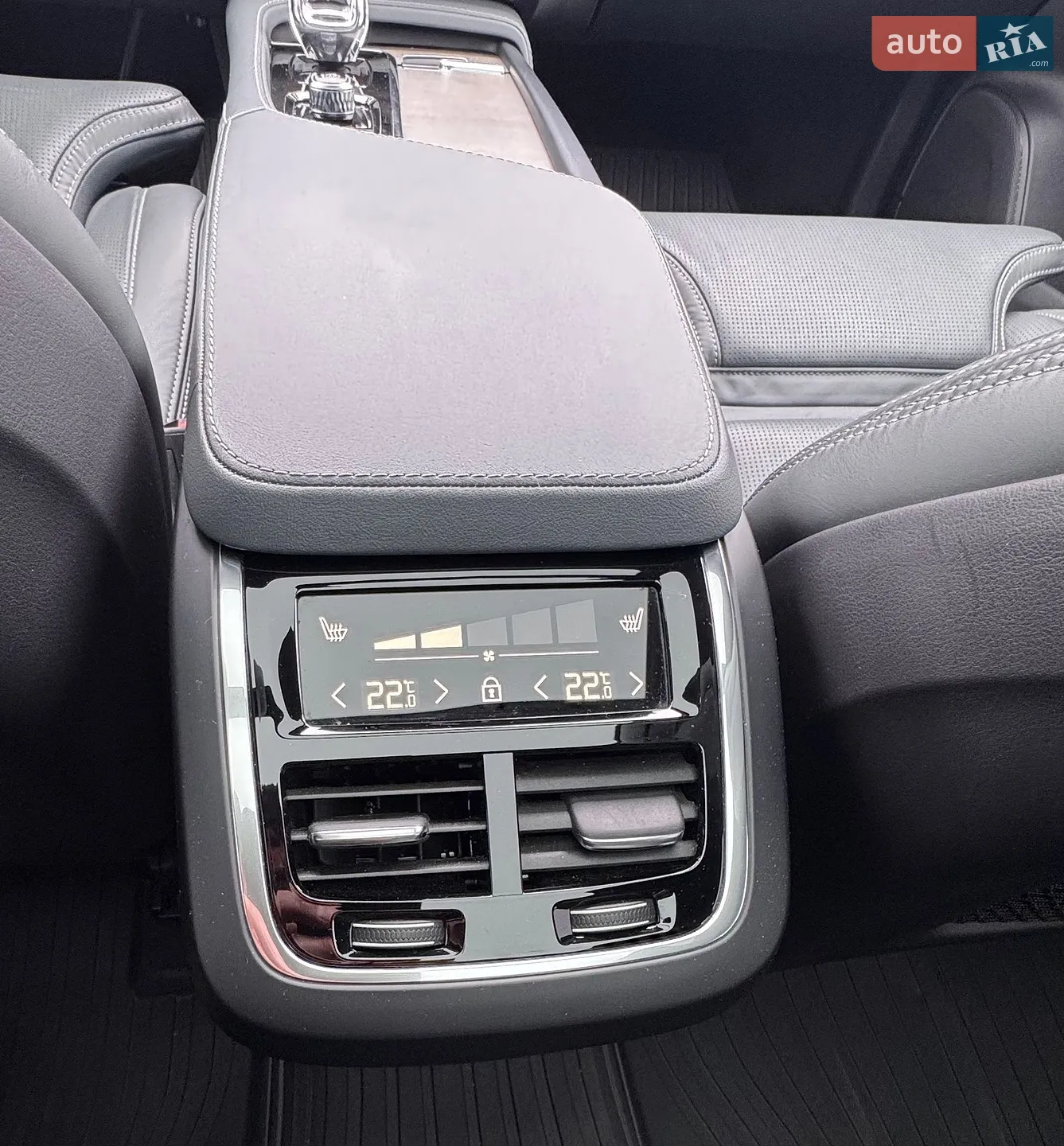 2021 Volvo XC90 - мініатюра 10