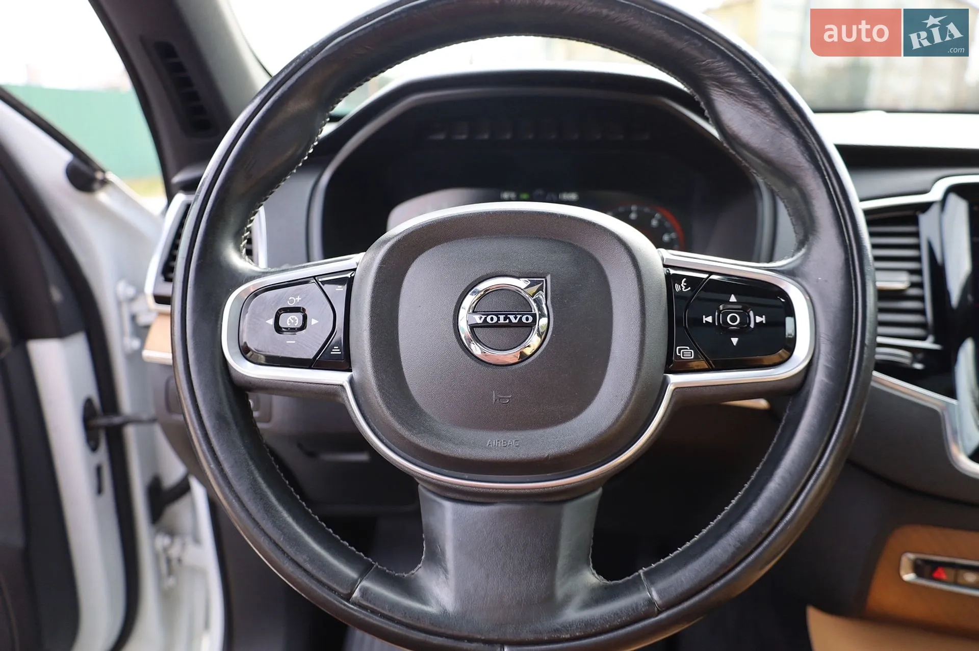 2017 Volvo XC90 - мініатюра 12