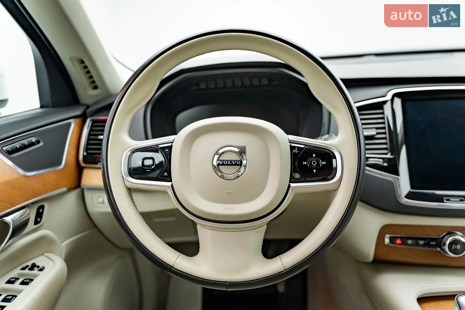 2018 Volvo XC90 - мініатюра 16