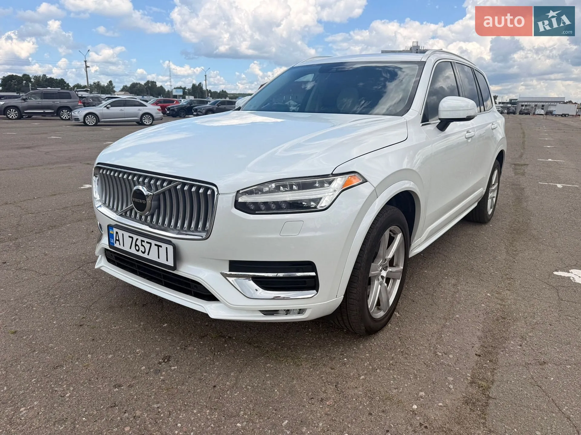 2021 Volvo XC90 - фото 1