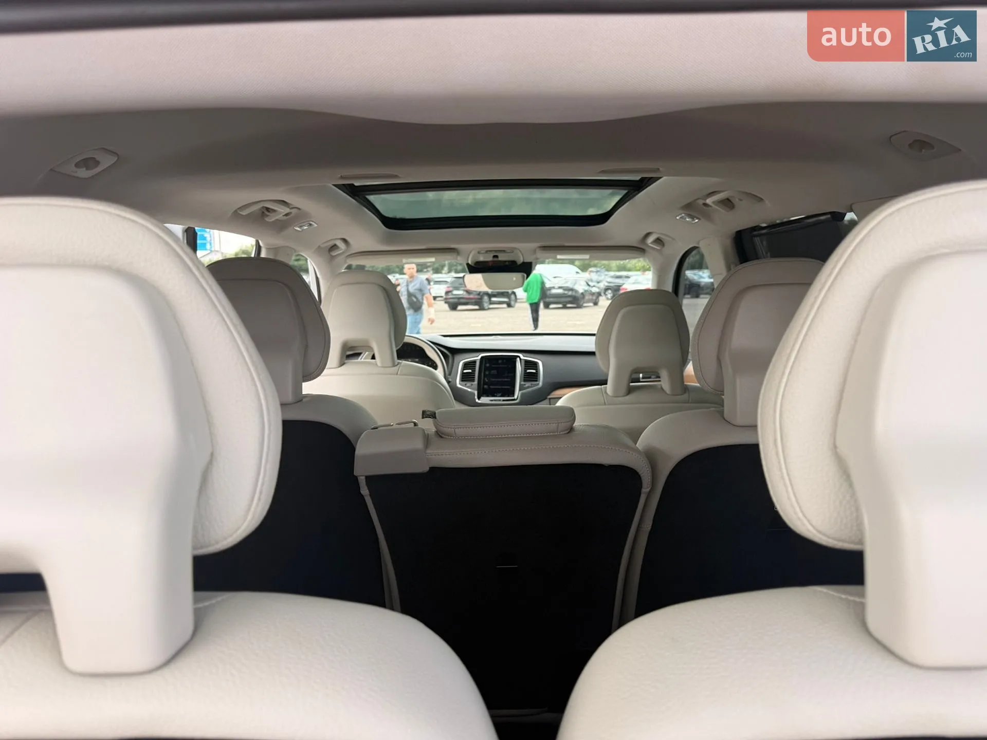 2021 Volvo XC90 - мініатюра 9