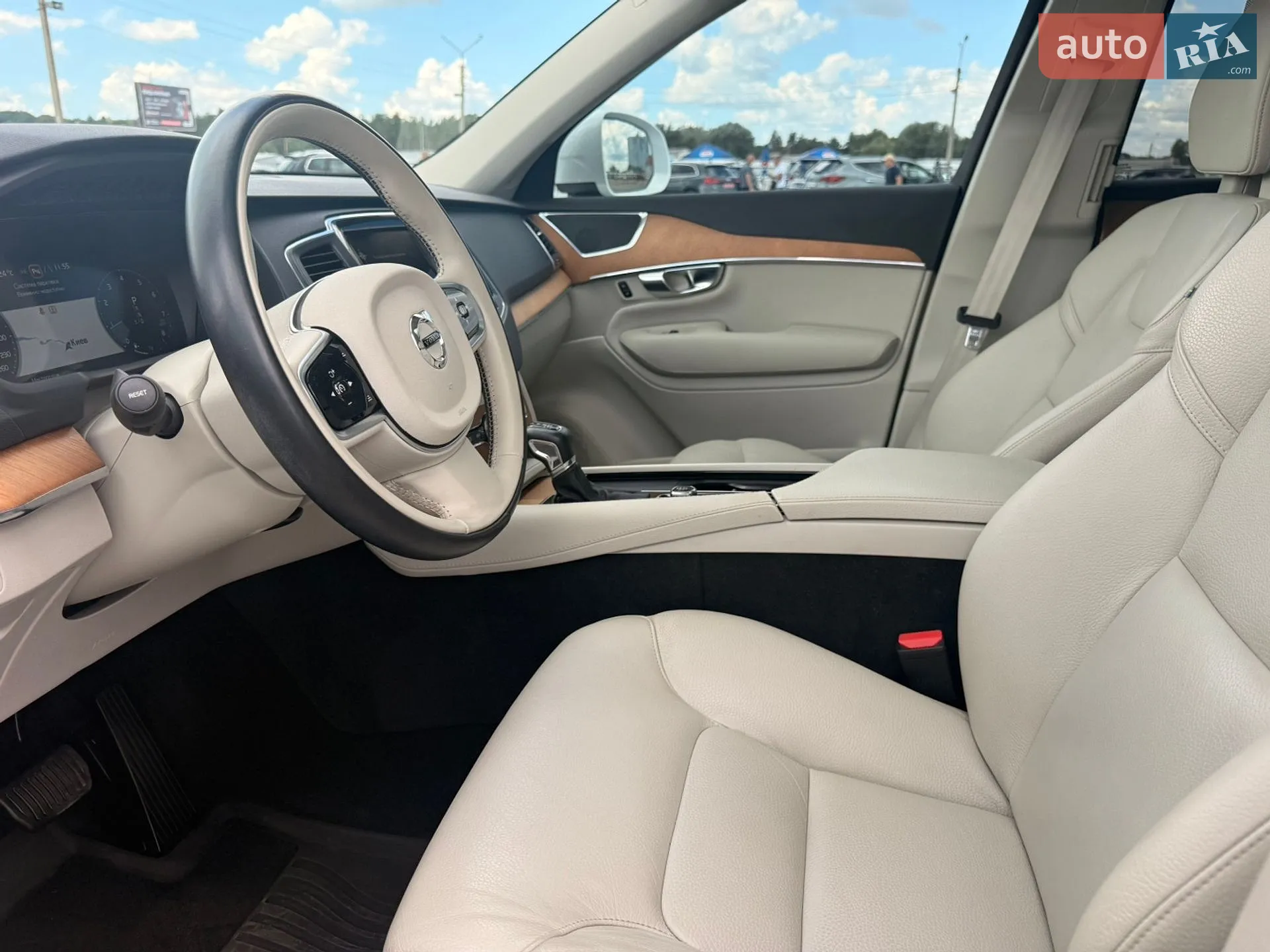2021 Volvo XC90 - мініатюра 13
