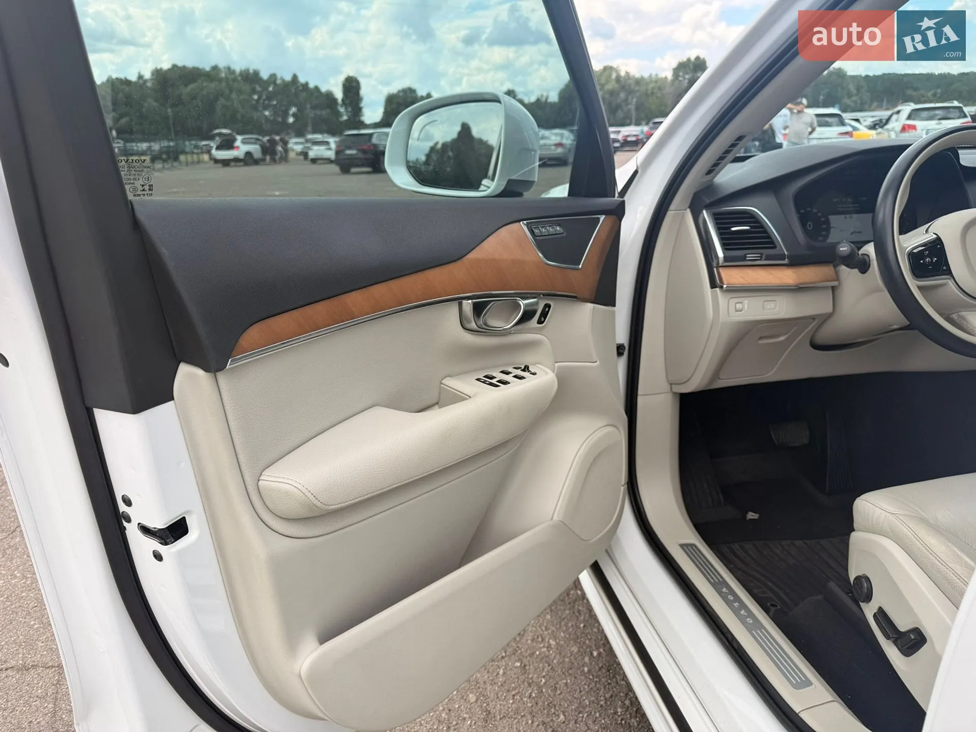2021 Volvo XC90 - мініатюра 14