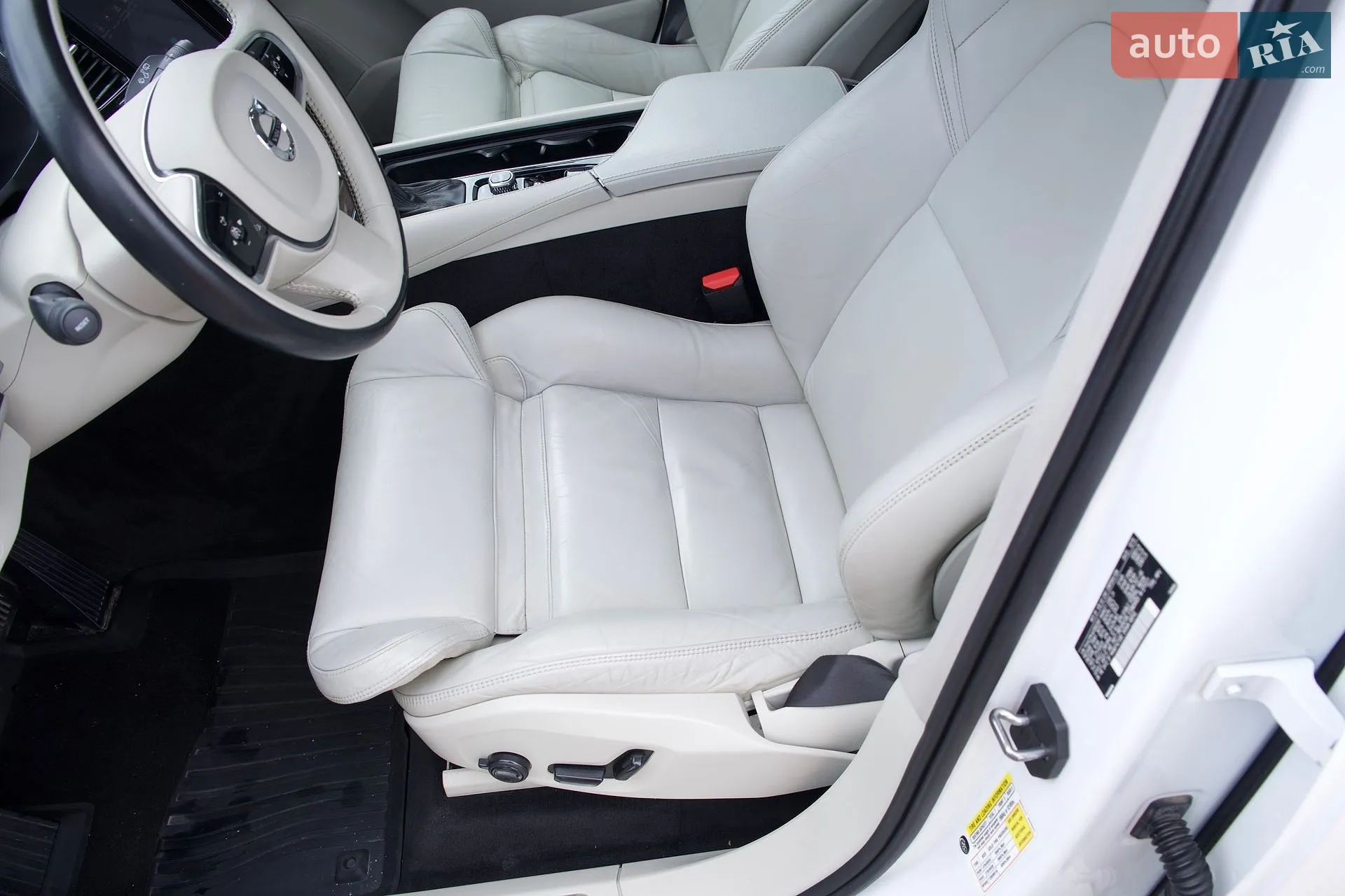 2015 Volvo XC90 - мініатюра 34