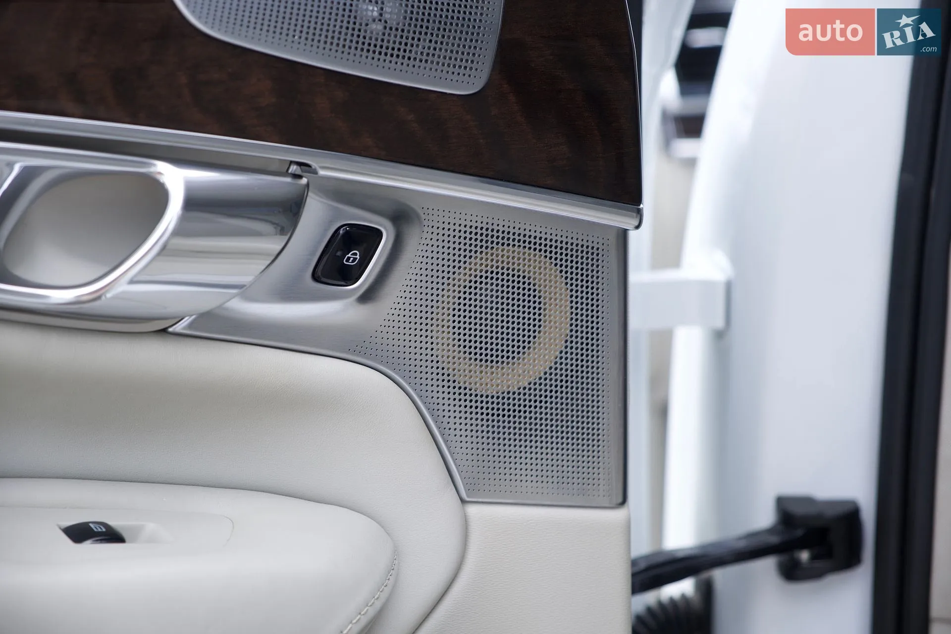 2015 Volvo XC90 - мініатюра 79