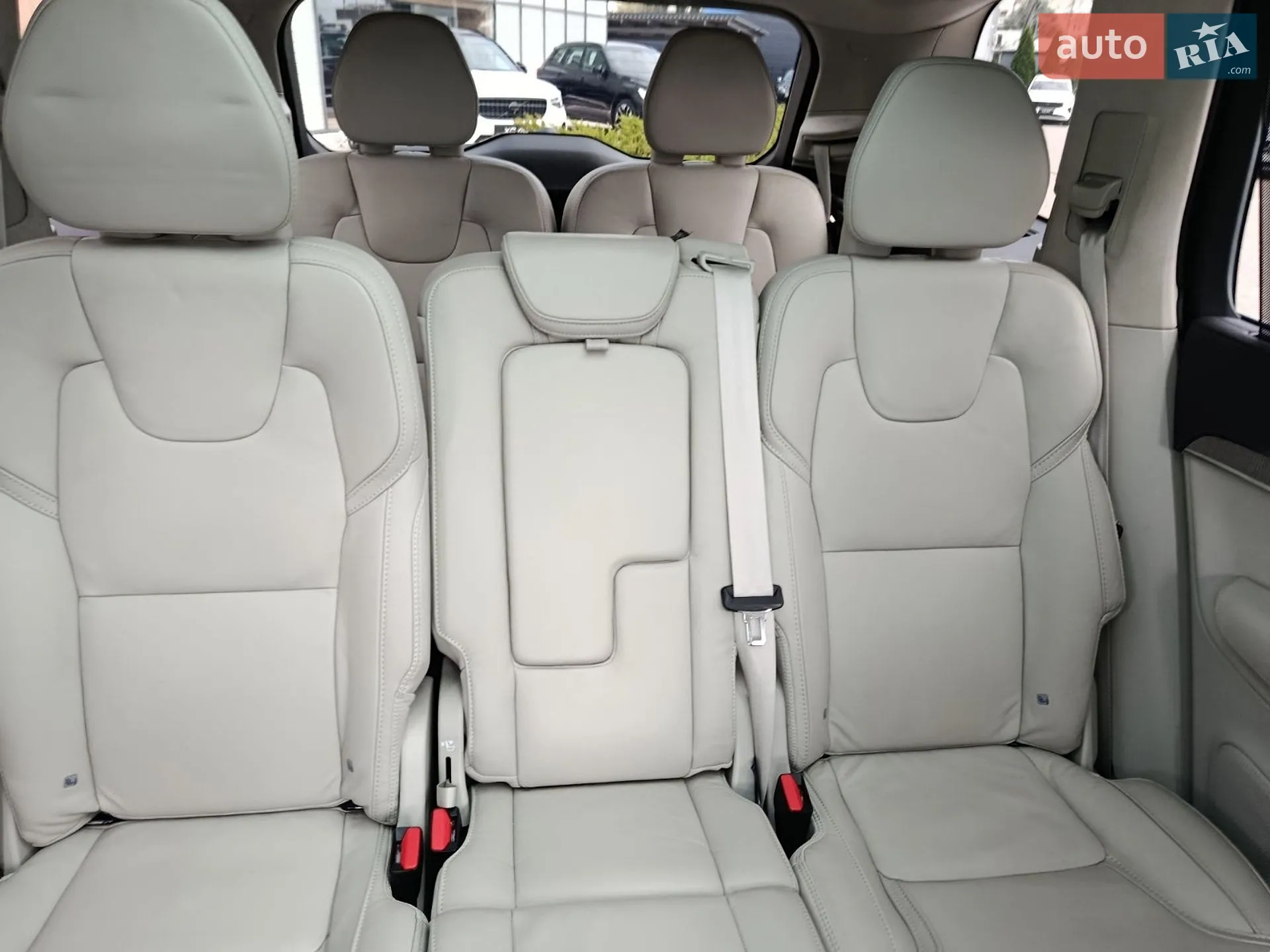 2022 Volvo XC90 - мініатюра 18