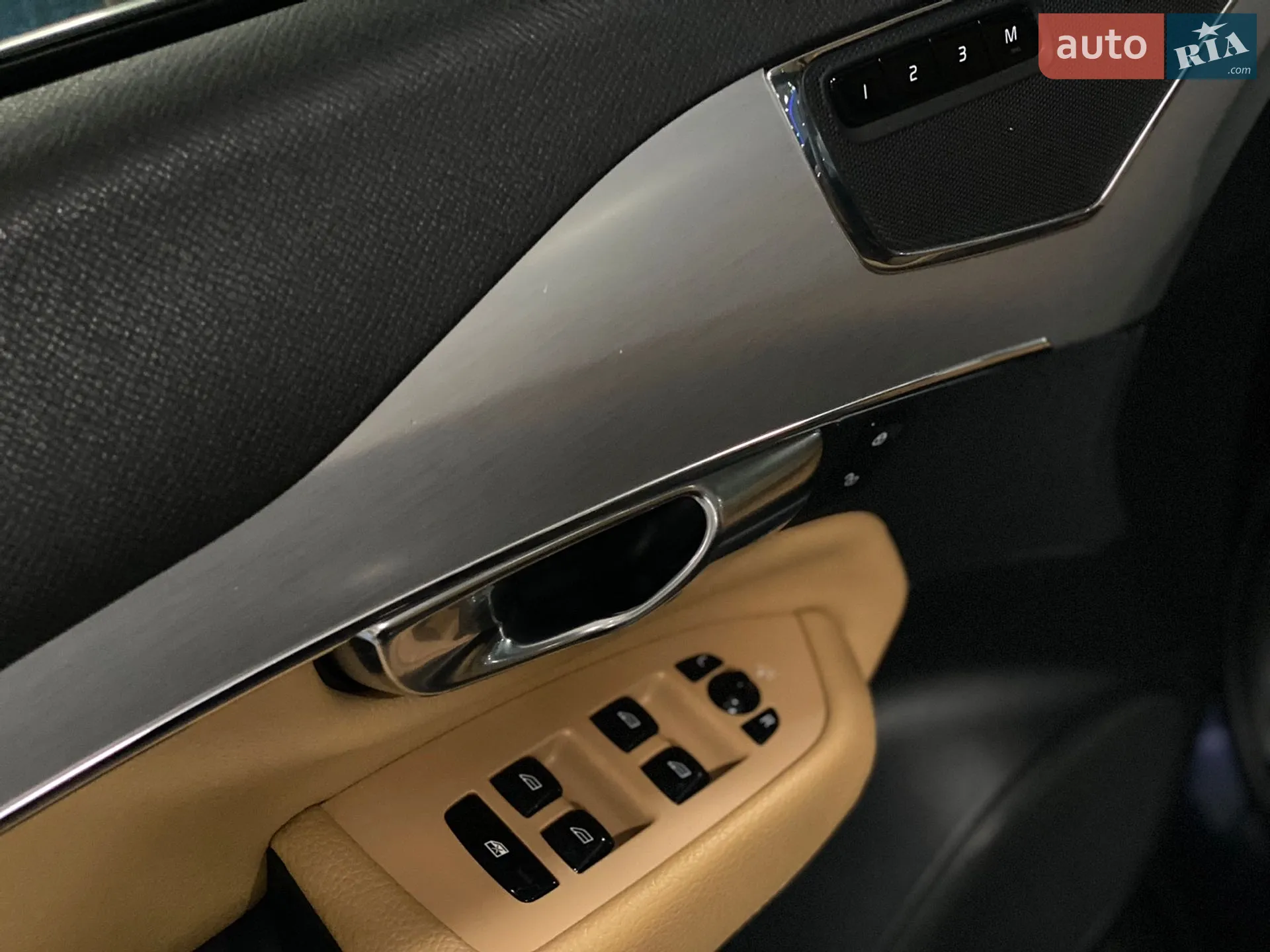 2015 Volvo XC90 - мініатюра 12