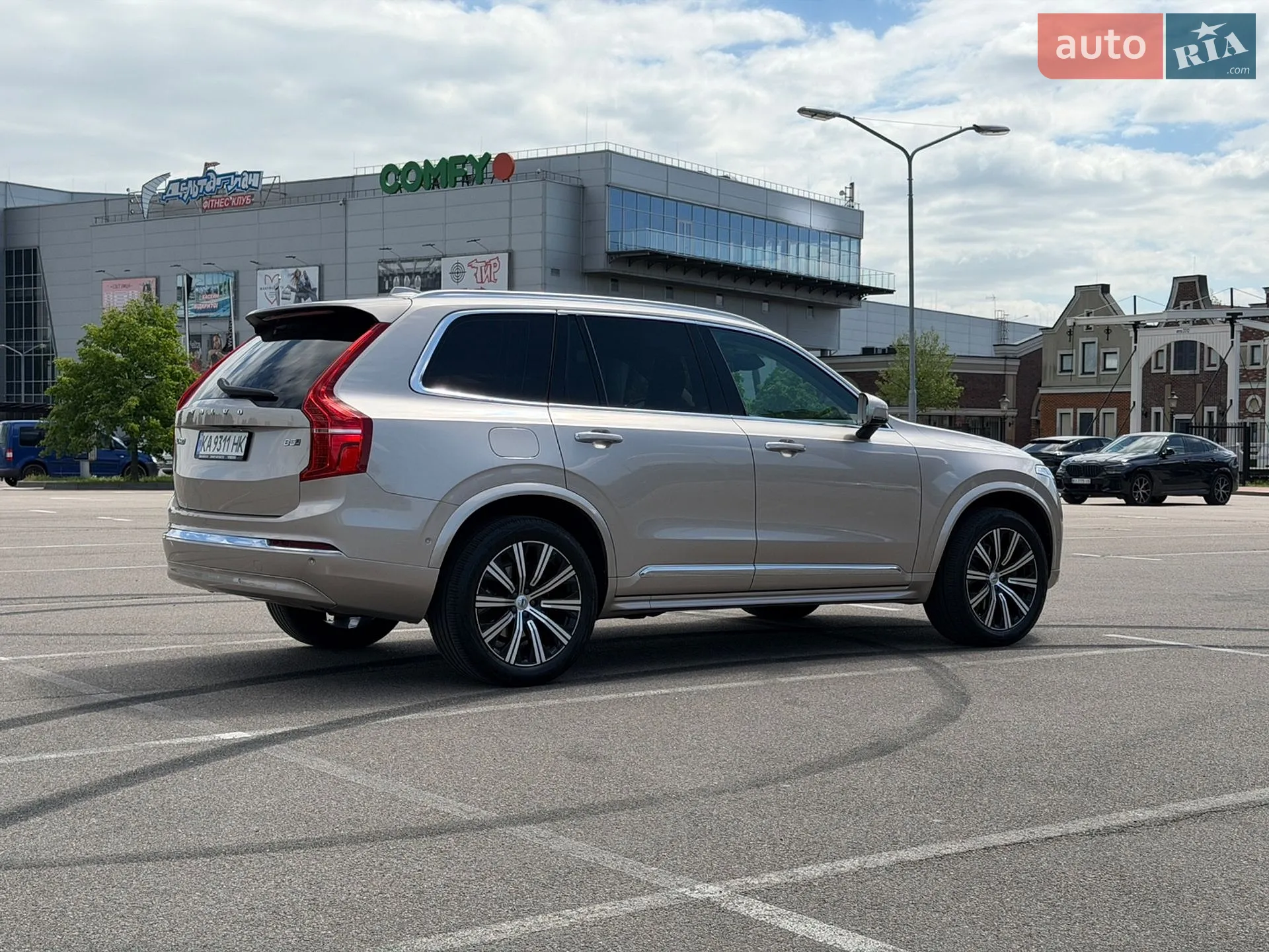 2023 Volvo XC90 - мініатюра 9