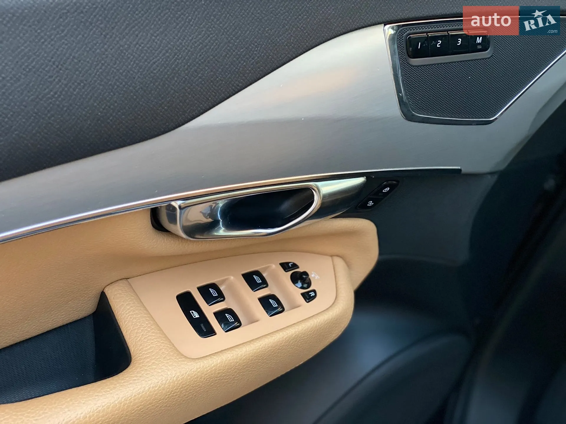 2015 Volvo XC90 - мініатюра 16