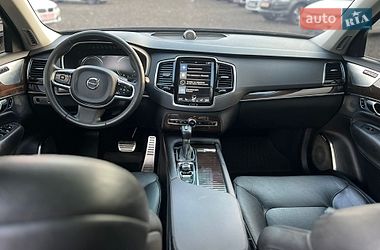 Внедорожник / Кроссовер Volvo XC90 2016 в Владимире