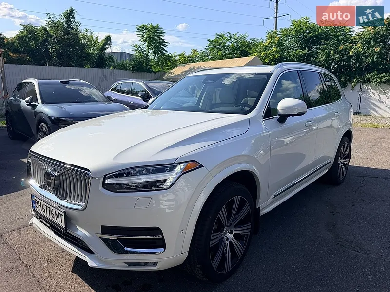 Volvo XC90