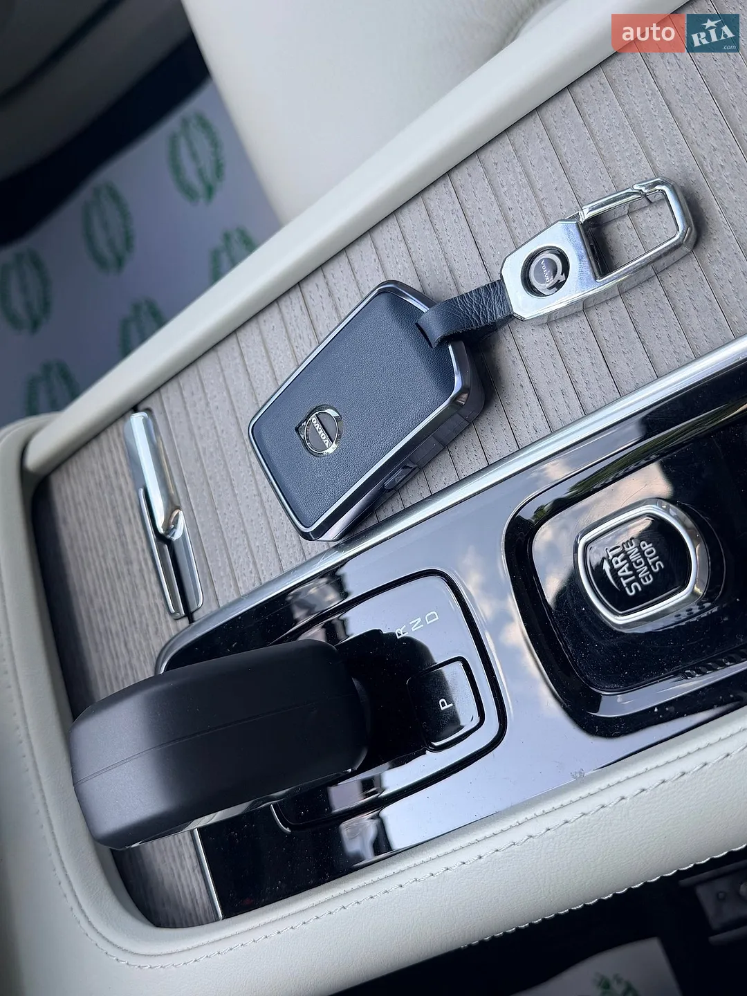 2023 Volvo XC90 - мініатюра 18