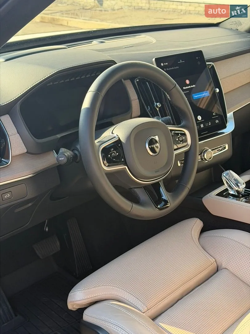 2025 Volvo XC90 - мініатюра 16