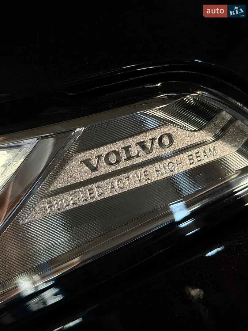 2023 Volvo XC90 - мініатюра 32