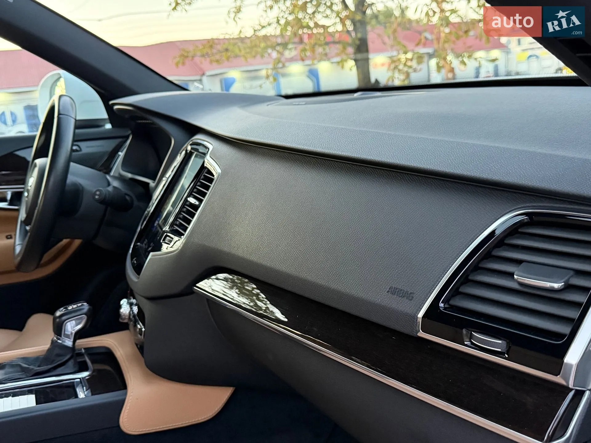 2018 Volvo XC90 - мініатюра 91