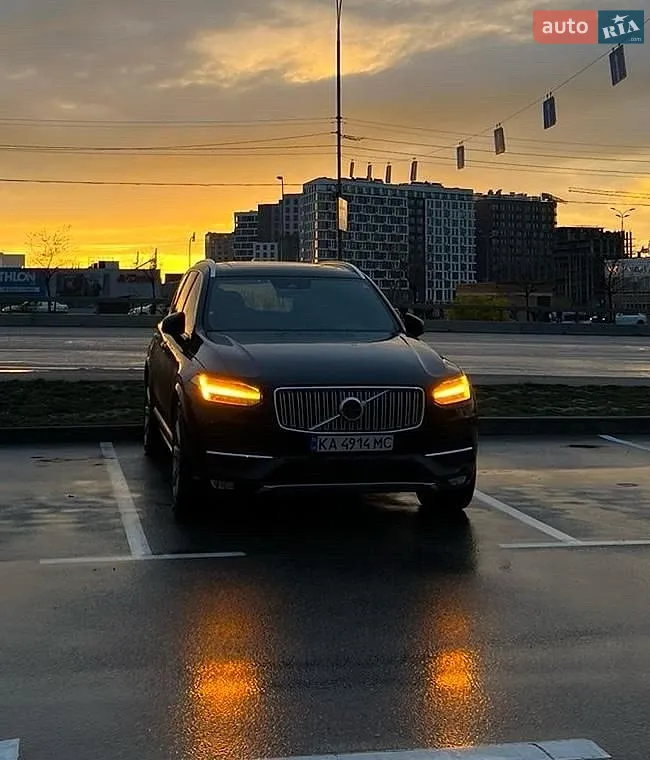 2017 Volvo XC90 - фото 1