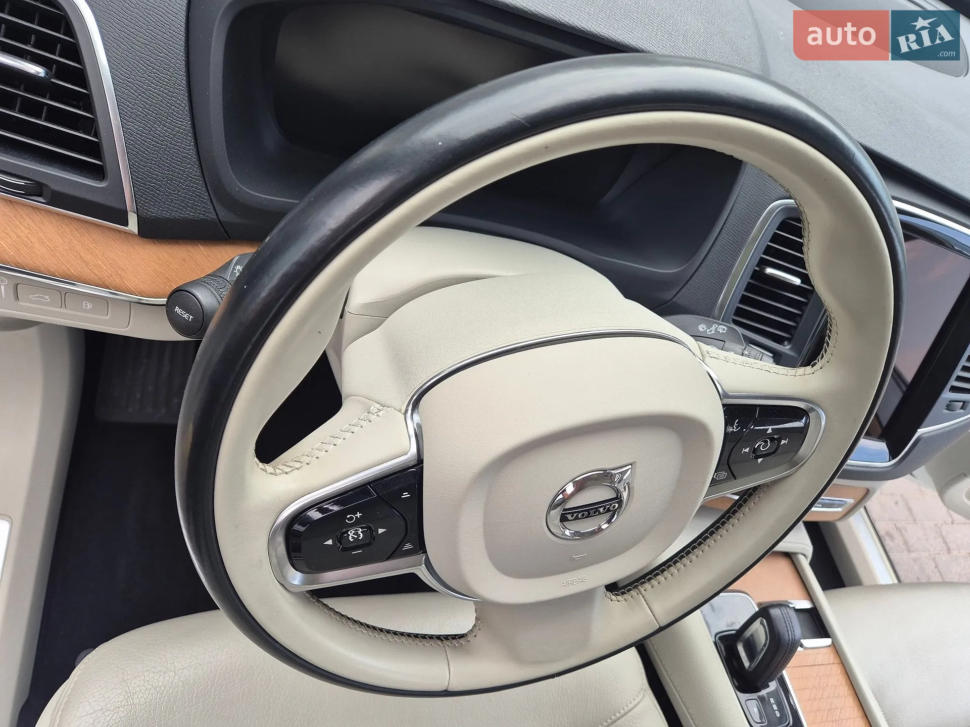 2020 Volvo XC90 - мініатюра 9