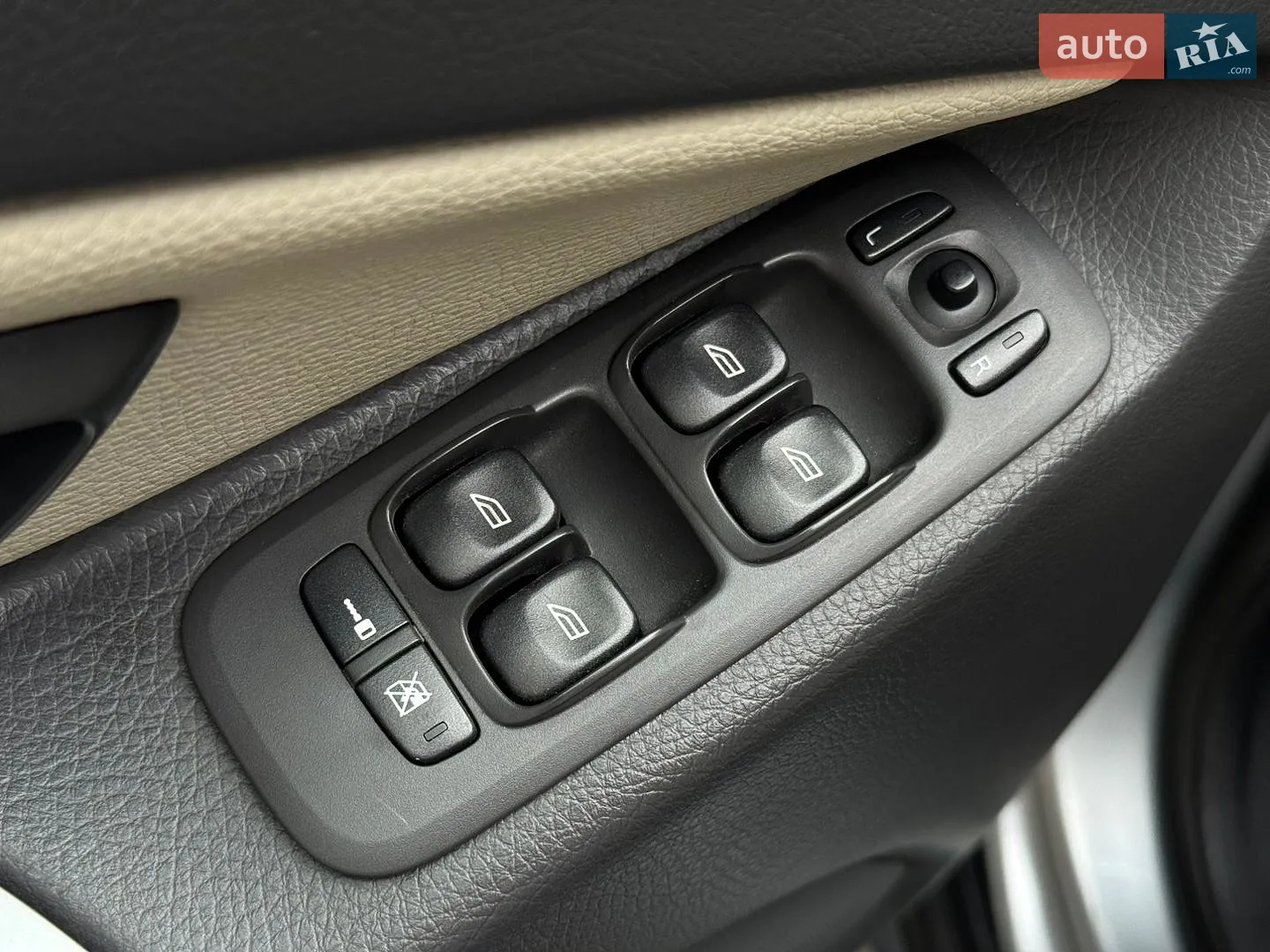 2011 Volvo XC90 - мініатюра 15