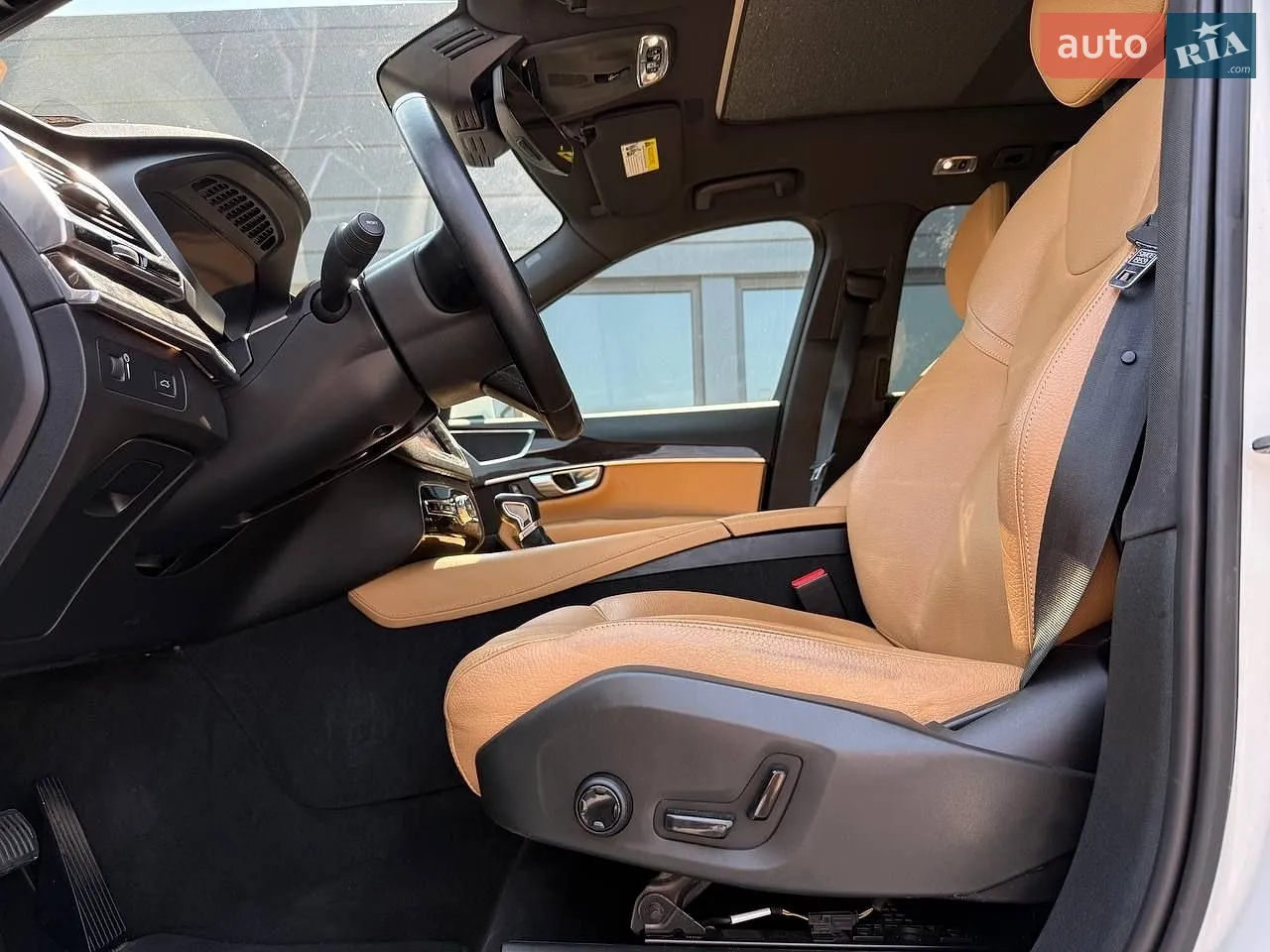 2016 Volvo XC90 - мініатюра 22