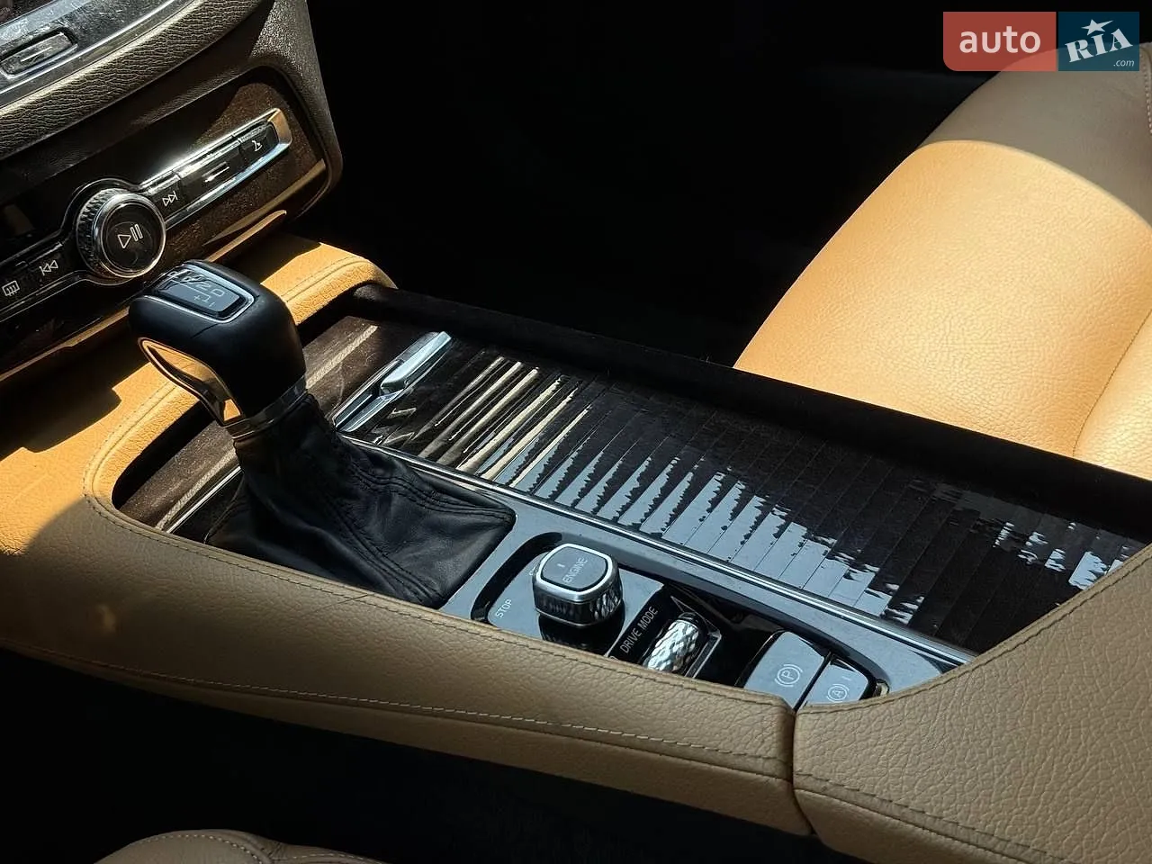 2016 Volvo XC90 - мініатюра 34