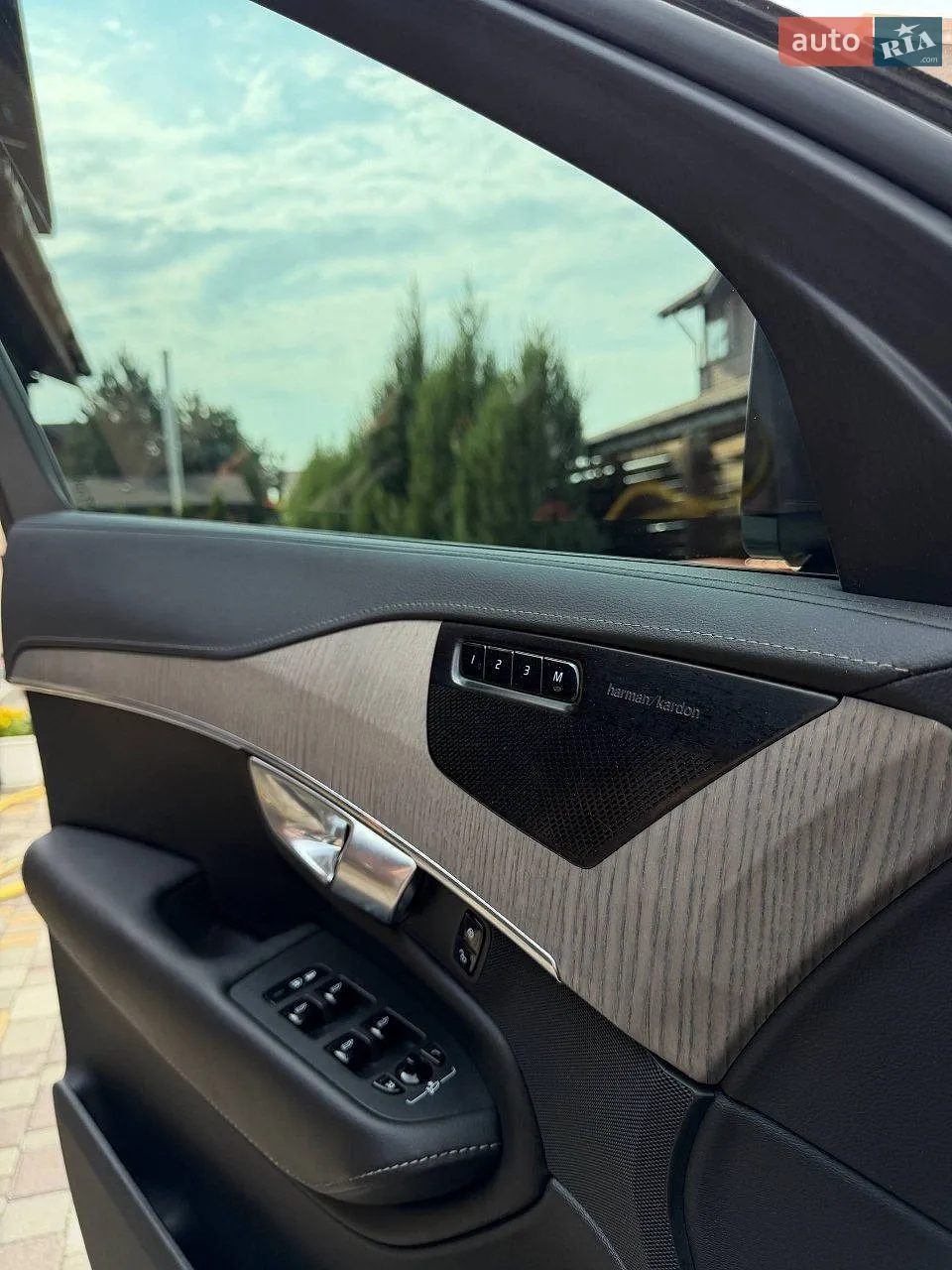 2022 Volvo XC90 - мініатюра 11