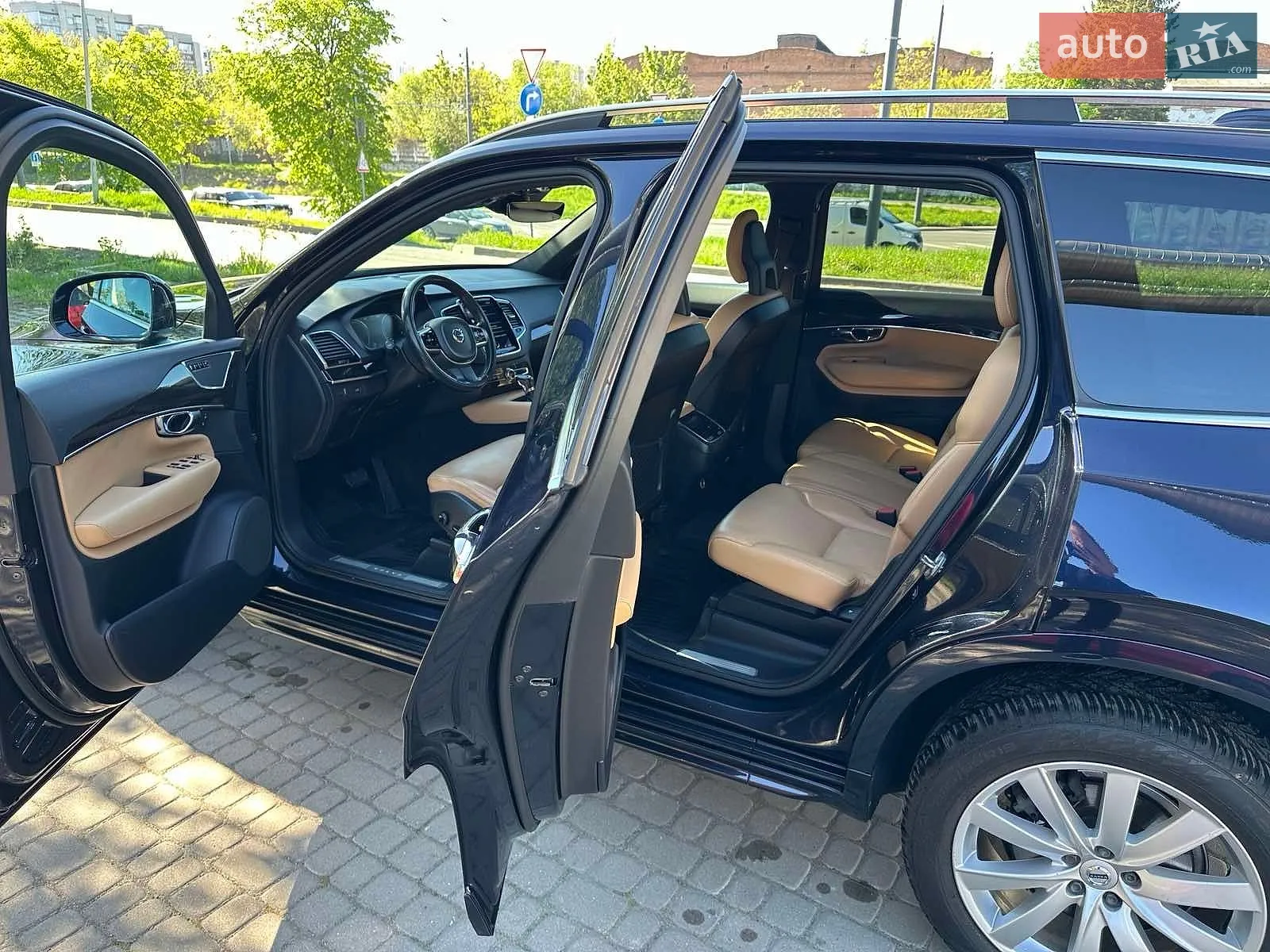 2017 Volvo XC90 - мініатюра 5