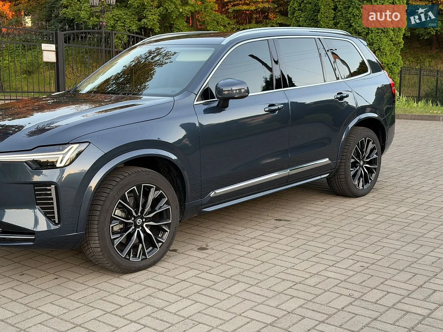 2025 Volvo XC90 - мініатюра 5