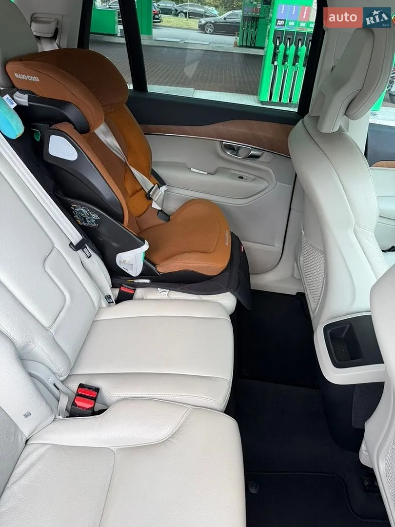 2021 Volvo XC90 - мініатюра 8