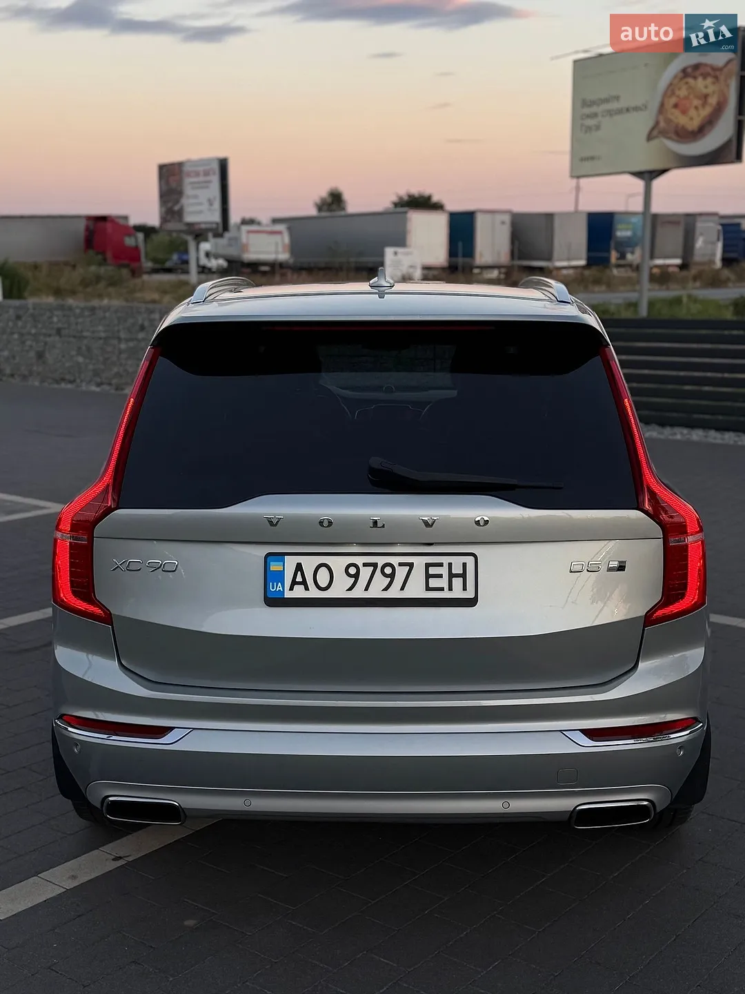2017 Volvo XC90 - мініатюра 8