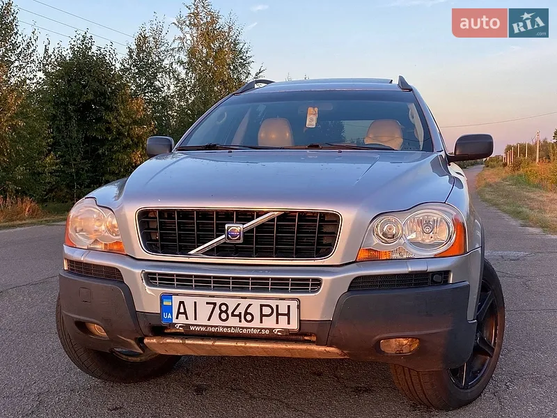Volvo XC90 2003