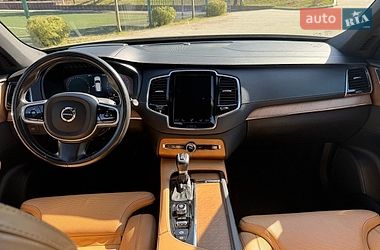 Внедорожник / Кроссовер Volvo XC90 2017 в Гостомеле