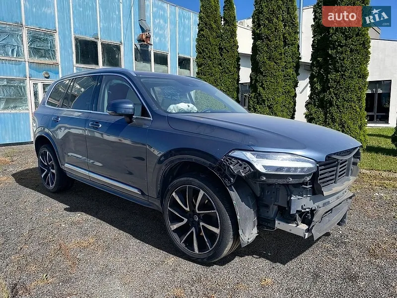 Volvo XC90 2021
