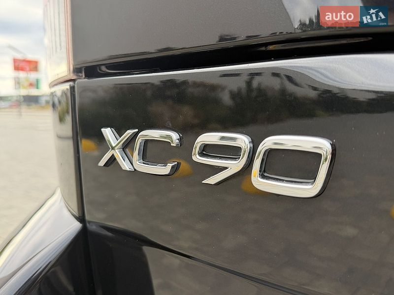 Позашляховик / Кросовер Volvo XC90 2014 в Луцьку