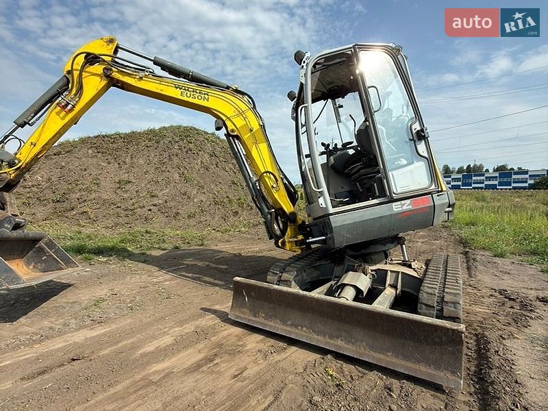 Миниэкскаватор Wacker Neuson 2016 в Львове