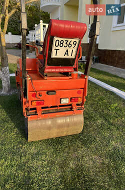 Дорожній каток Wacker RD 2001 в 