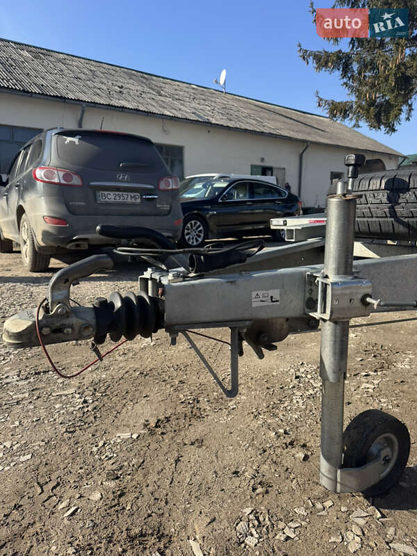 Лафет Weekend W350B 2022 в Львові фото 4 Лафет Weekend W350B 2022 в Львові