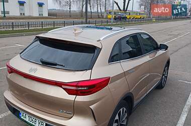 Внедорожник / Кроссовер Weltmeister EX5 2019 в 