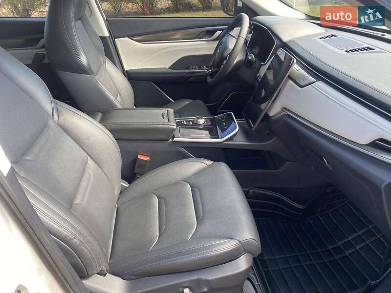 Внедорожник / Кроссовер Weltmeister EX5 2020 в Киеве