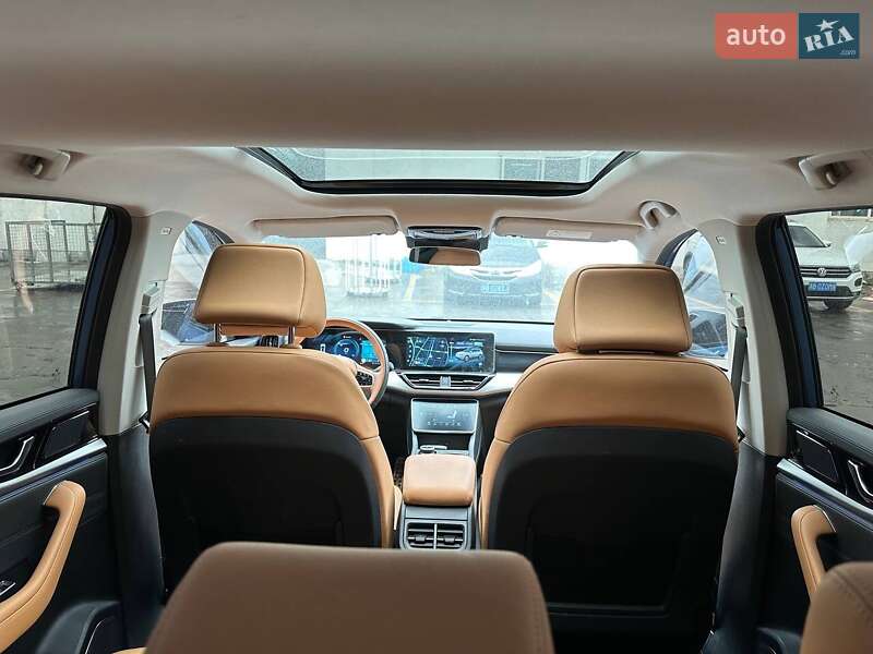 Мінівен Weltmeister W6 2021 в Житомирі