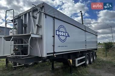 Самоскид напівпричіп Wielton NS34 2005 в Умані