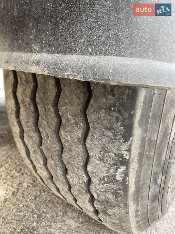 Зерновоз - напівпричіп Wielton NW 33S 2005 в Миколаєві