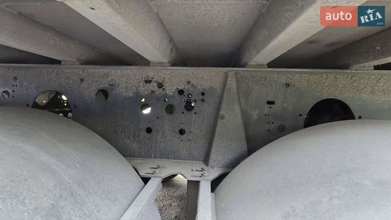 Зерновоз - напівпричіп Wielton NW 3 2016 в Вінниці