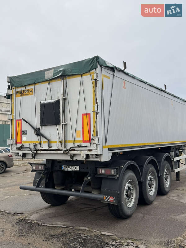 Самоскид напівпричіп Wielton NW 3 2013 в Кам'янському