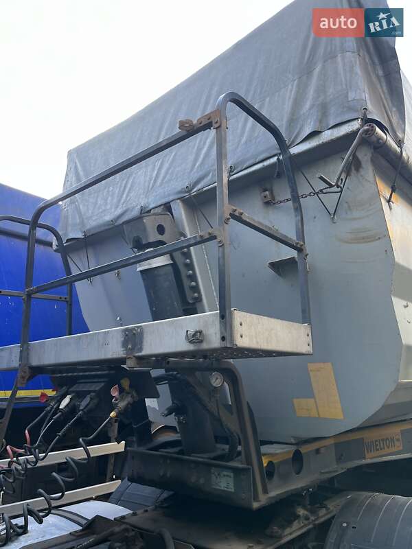 Самоскид напівпричіп Wielton NW 3 2011 в Дніпрі