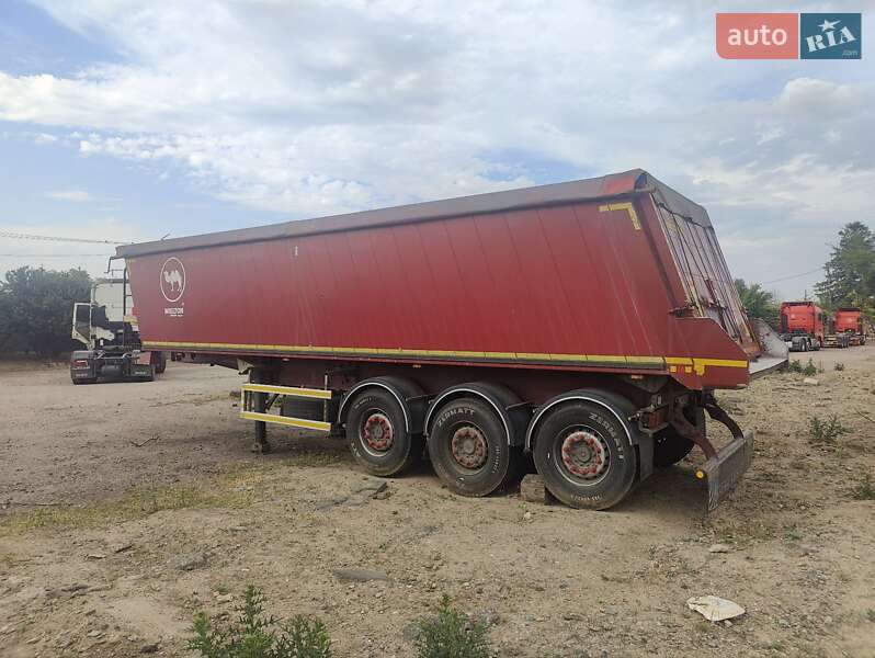 Зерновоз - напівпричіп Wielton NW 3 2011 в Чорноморську