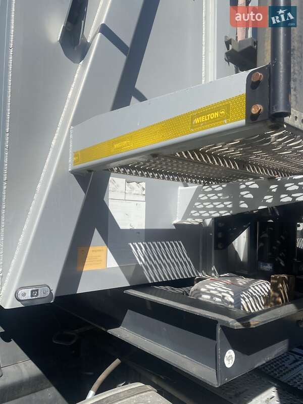 Самоскид напівпричіп Wielton NW 3 2016 в Києві